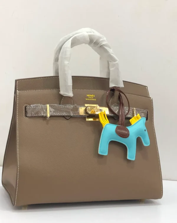 Hermes taupe-structured-leather-tote-gold-turnlock Hermes-taupe-structured-leather-tote-gold-turnlock
