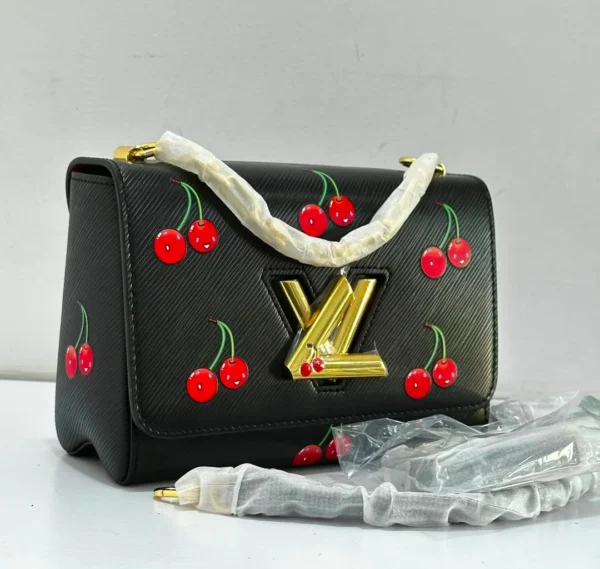 Louis-Vuitton-Twist-MM-Cherry-Print-black